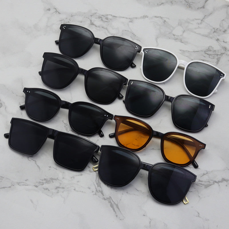Contemporary Square Frame Sunglasses Kalsten