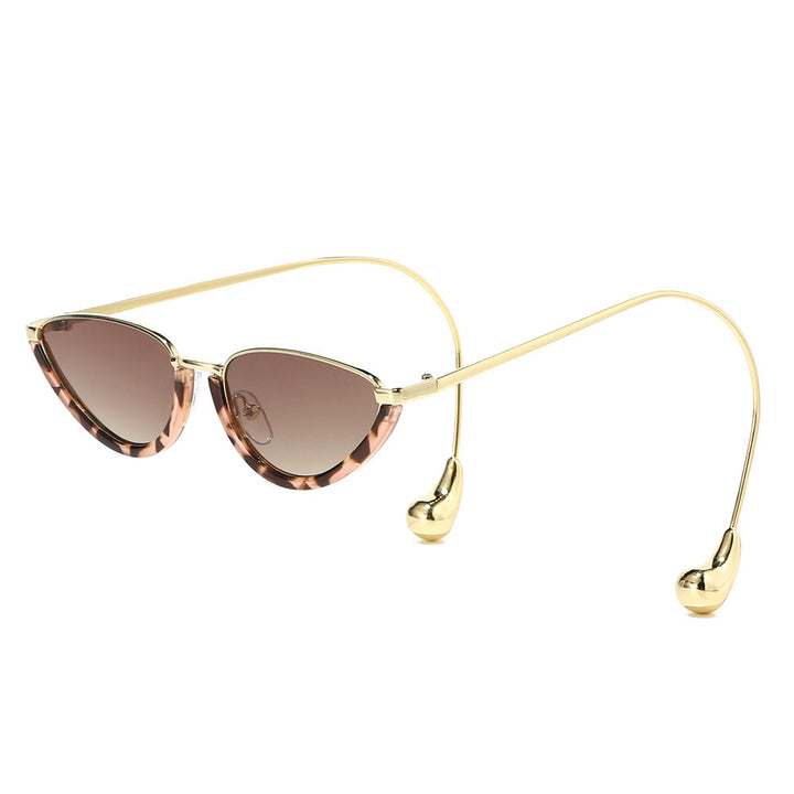 Ultra-Modern Spectacular Cat-Eye Sunglasses Kalsten