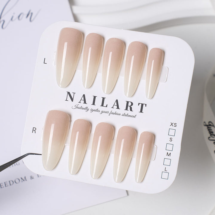 Cute Bear-Themed Press-On Nail Set Kalsten