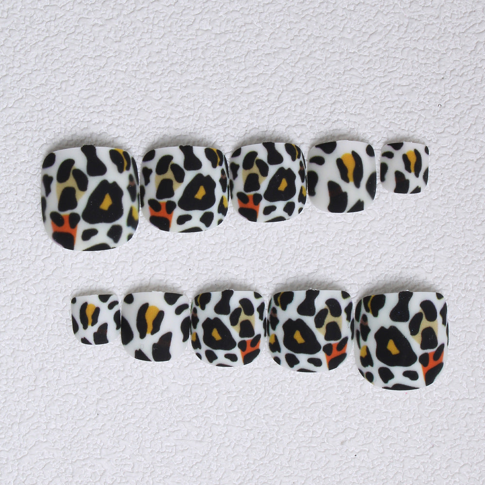 Playful Leopard Print Press-On Nails Kalsten