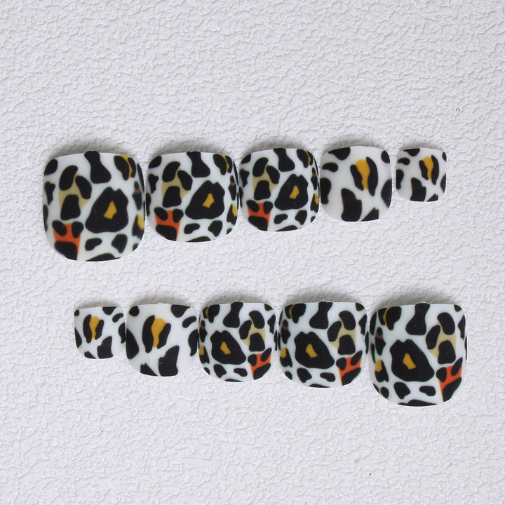 Playful Leopard Print Press-On Nails Kalsten