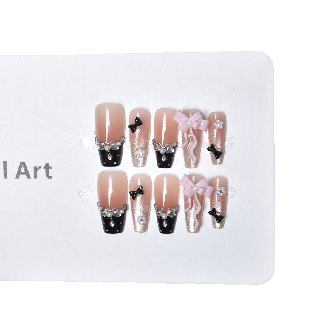 Elegant Decorative Press-On Nail Art Set Kalsten