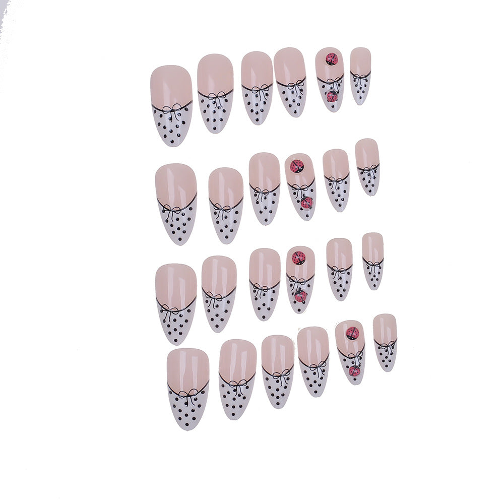 Elegant Artistic Press-On Nail Set Kalsten