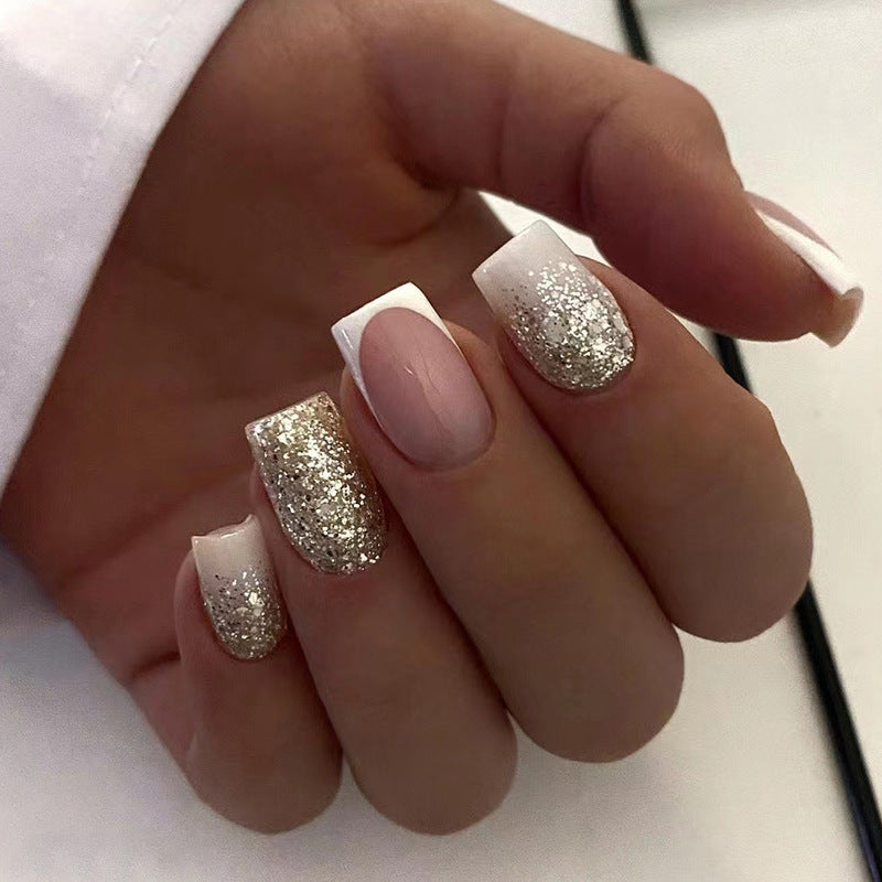Sparkling nail art with glitter accents Kalsten