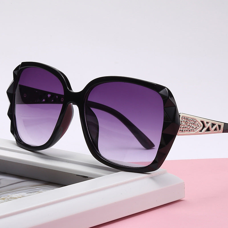 Ladies sunglasses in luxurious glamour style Kalsten