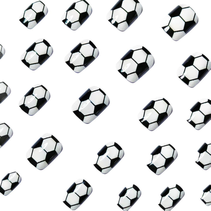 Soccer-Inspired Nail Art Kalsten