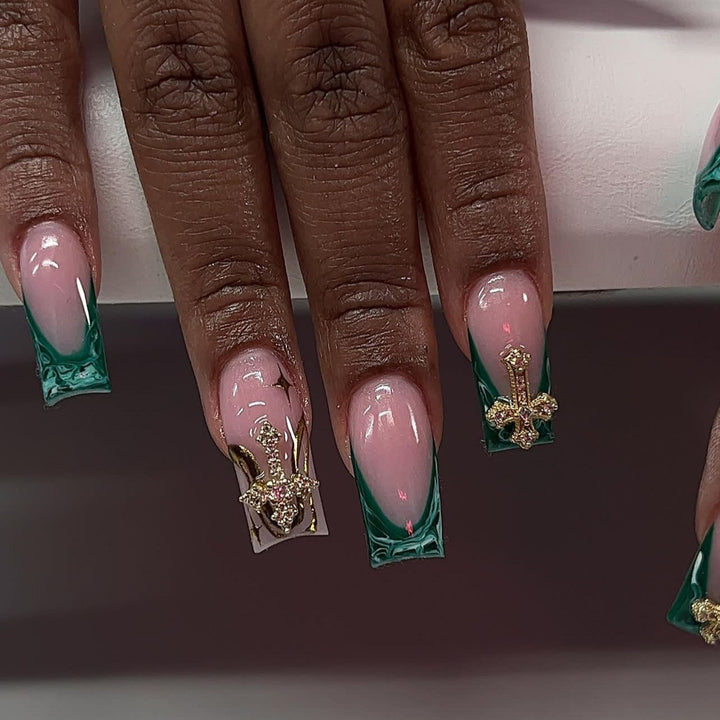 Artful Nail Extensions with Luxurious Decorative Design Kalsten