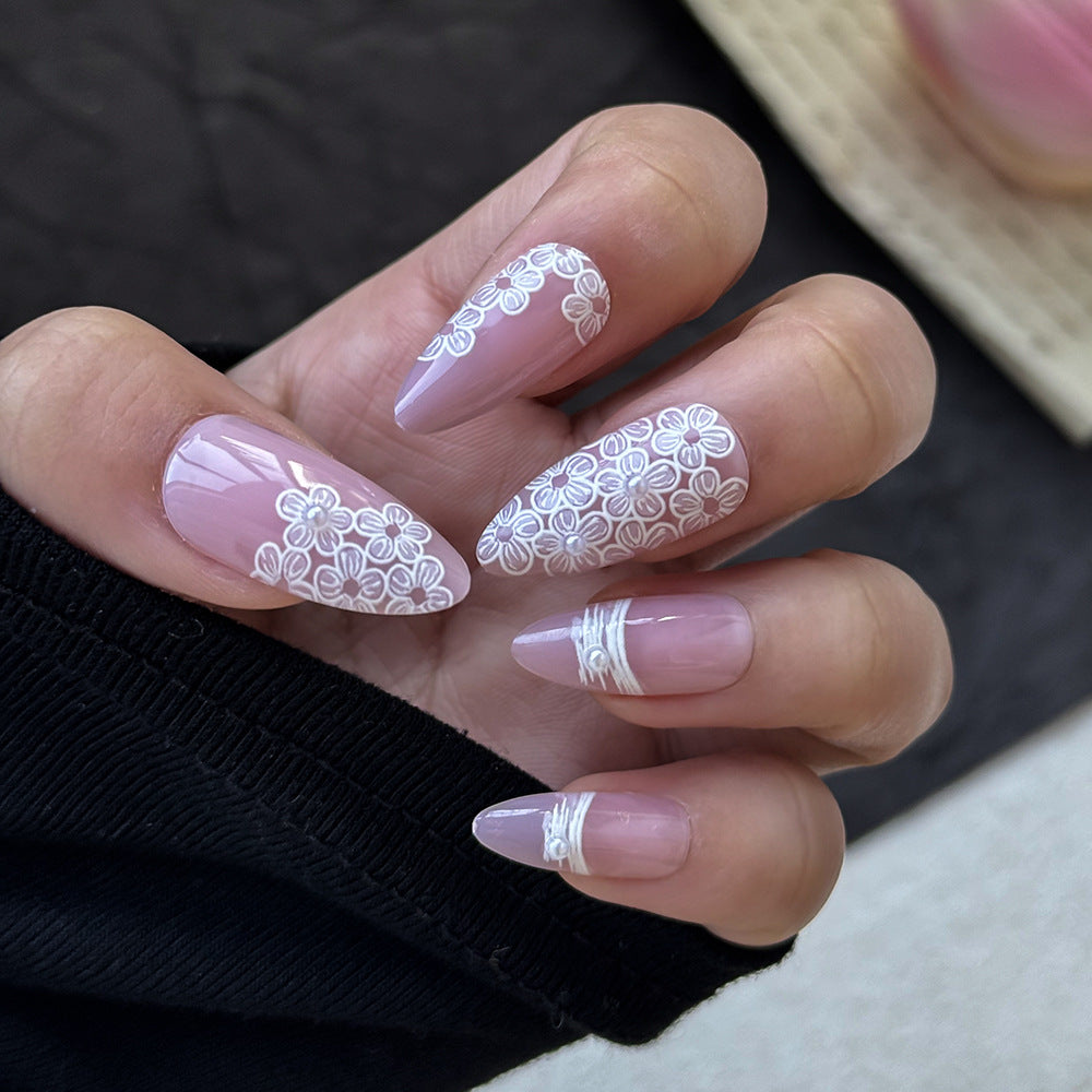 Elegant Floral-Accent Press-On Nails Kalsten