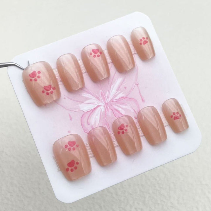 Creative Artificial Nails with Playful Paw Designs Kalsten
