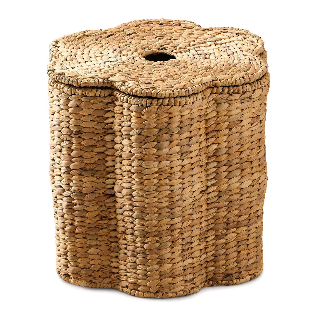 Chair made of braided natural material Kalsten