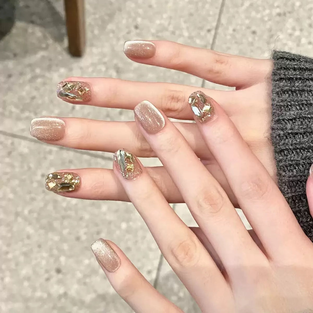 Glitter Nail Set with Luxurious Stone Embellishments Kalsten