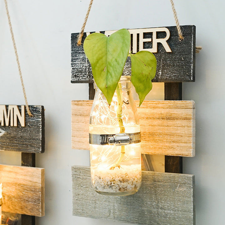 Wall decoration with glass carafe holder Kalsten