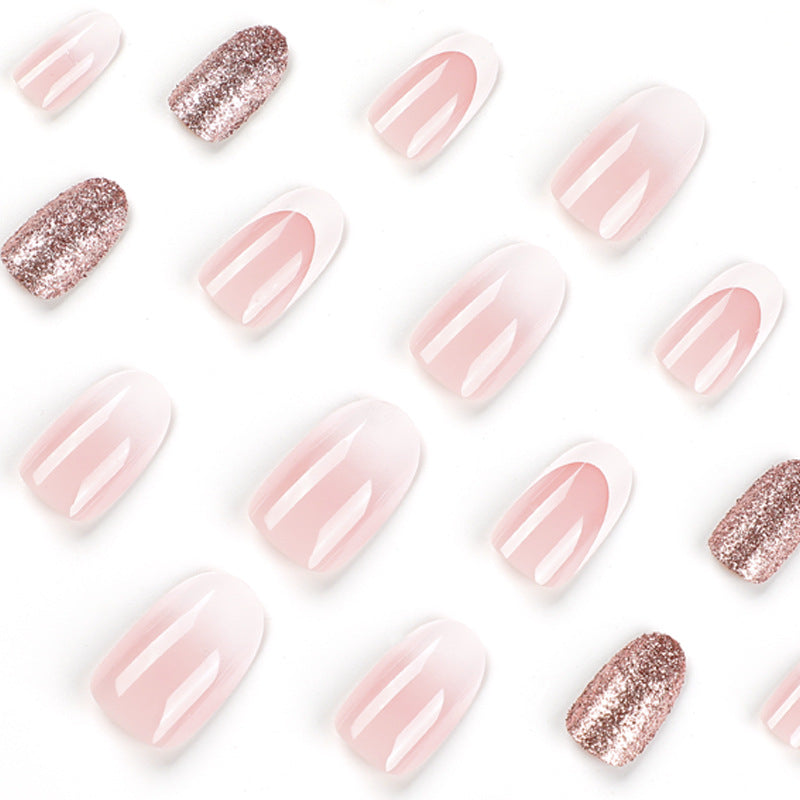 Glamorous nail extensions with shimmering accent Kalsten