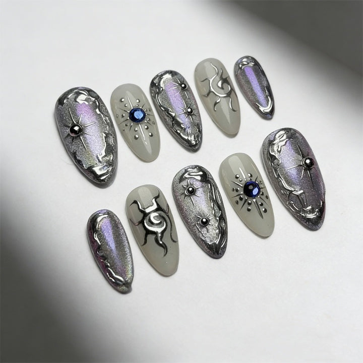 Artificial nail set with shiny metallic effect and elegant decorations Kalsten