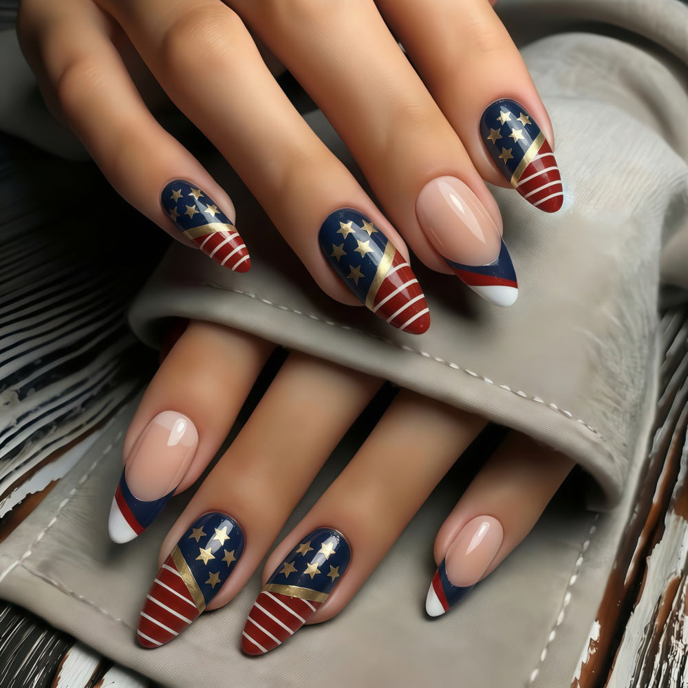 Artful nail tips in patriotic design Kalsten