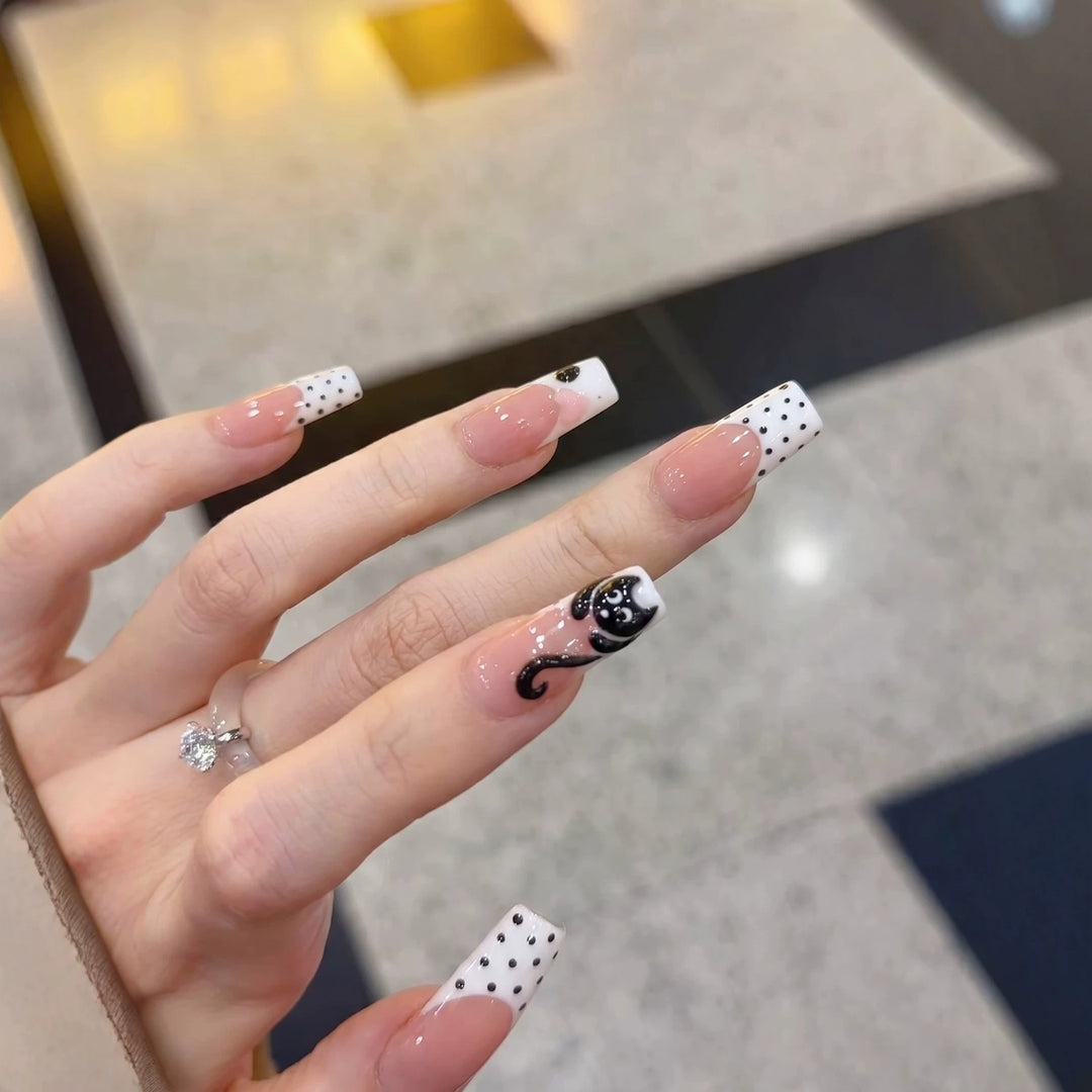 Cat-Themed Nail Art Set Kalsten