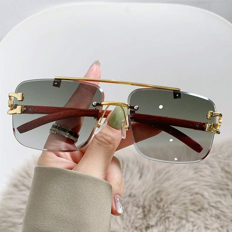 Women's fashionable glasses with stylish wooden frame Kalsten