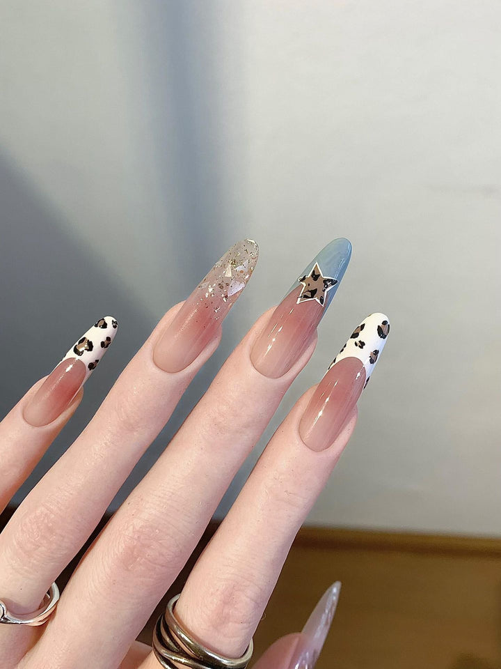 Artificial nails with creative glitter effect and animal design Kalsten