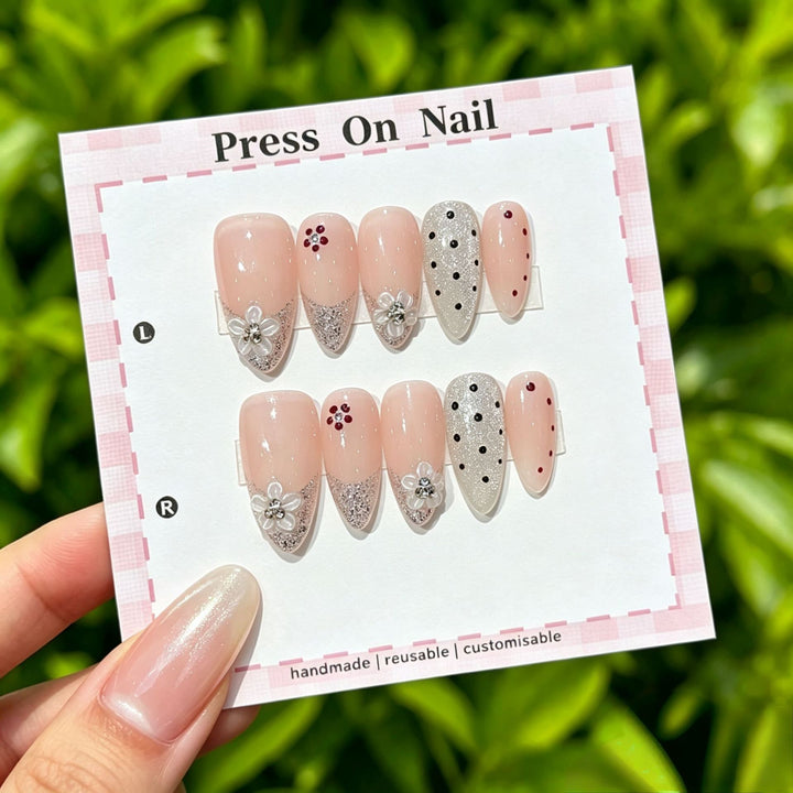 Artistic Floral Press-On Nail Set  1791773803