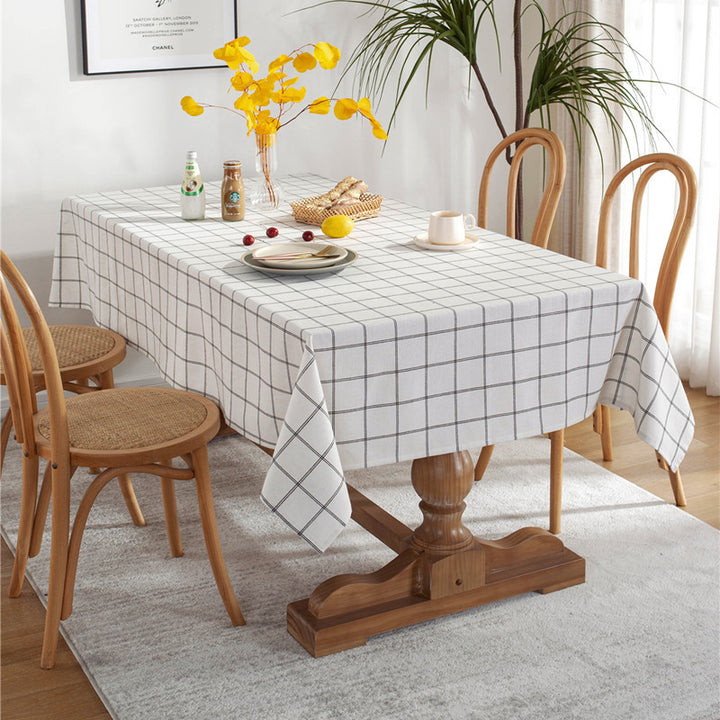 Modern Classic Checkered Tablecloth
