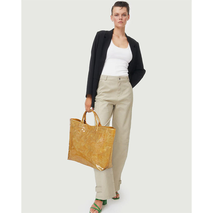 Stylish and Shiny Shopping Bag Kalsten