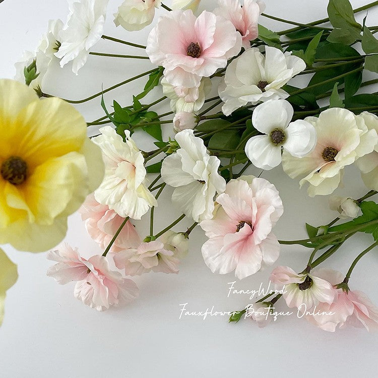 Elegant Floral Accent
