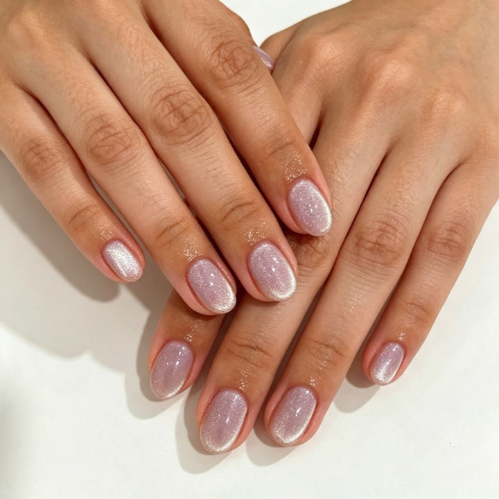 Elegant Artificial Nails with Shimmering Ombre Effect Kalsten