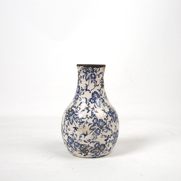 Beautiful and decorative vase Kalsten