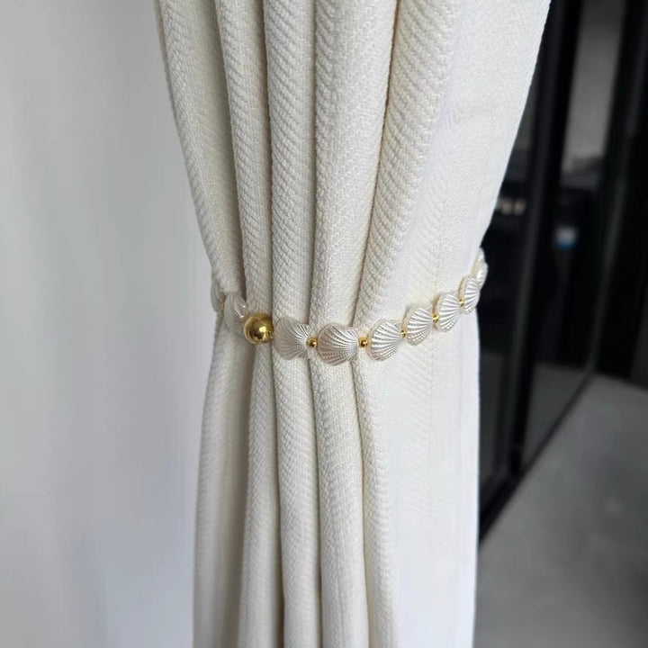 Decorative Shell Necklace Kalsten