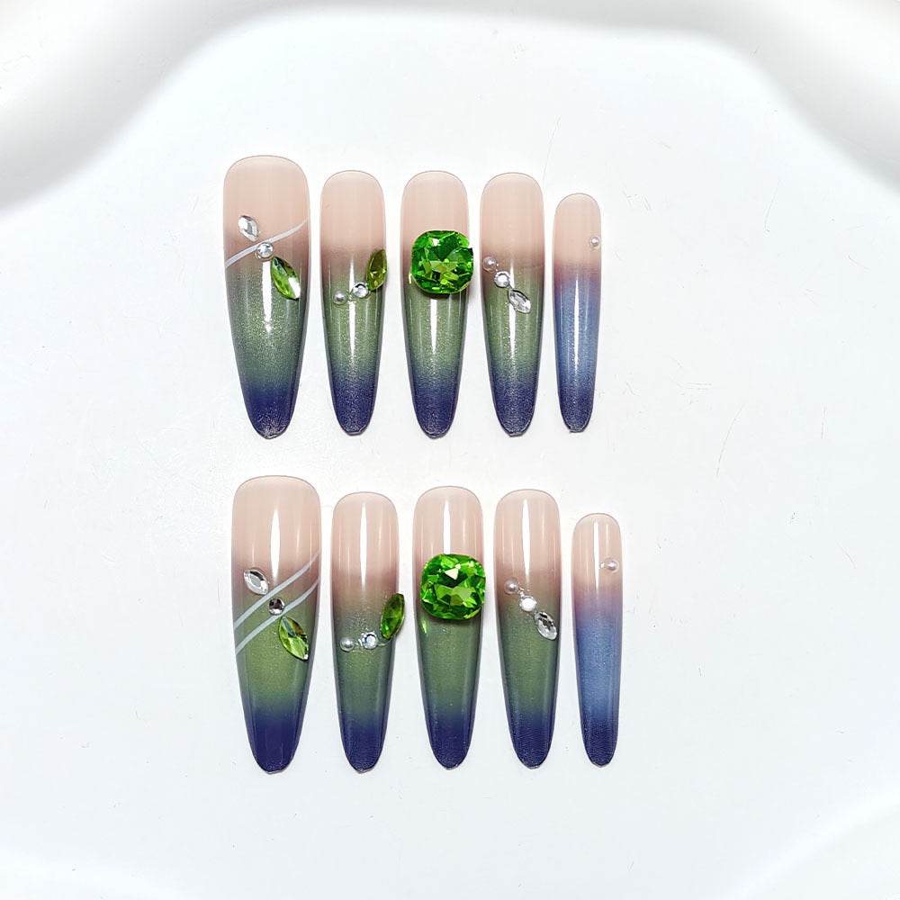 Artifical nails with elegant ombre design and sparkling accents Kalsten