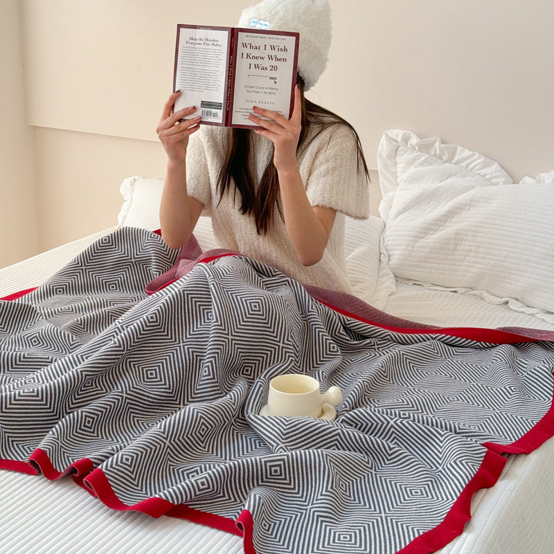 Geometric Patterned Soft Throw Blanket
