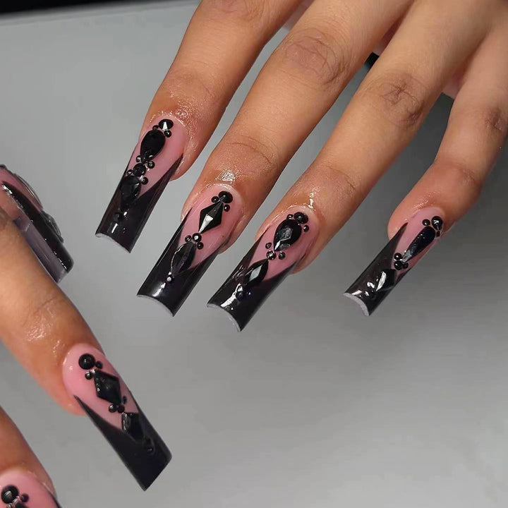 Elegant artificial nails with 3D decorations Kalsten