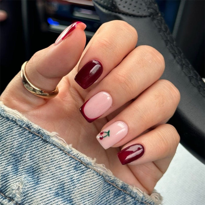 Artful nail extensions with elegant gradient and delicate accents Kalsten