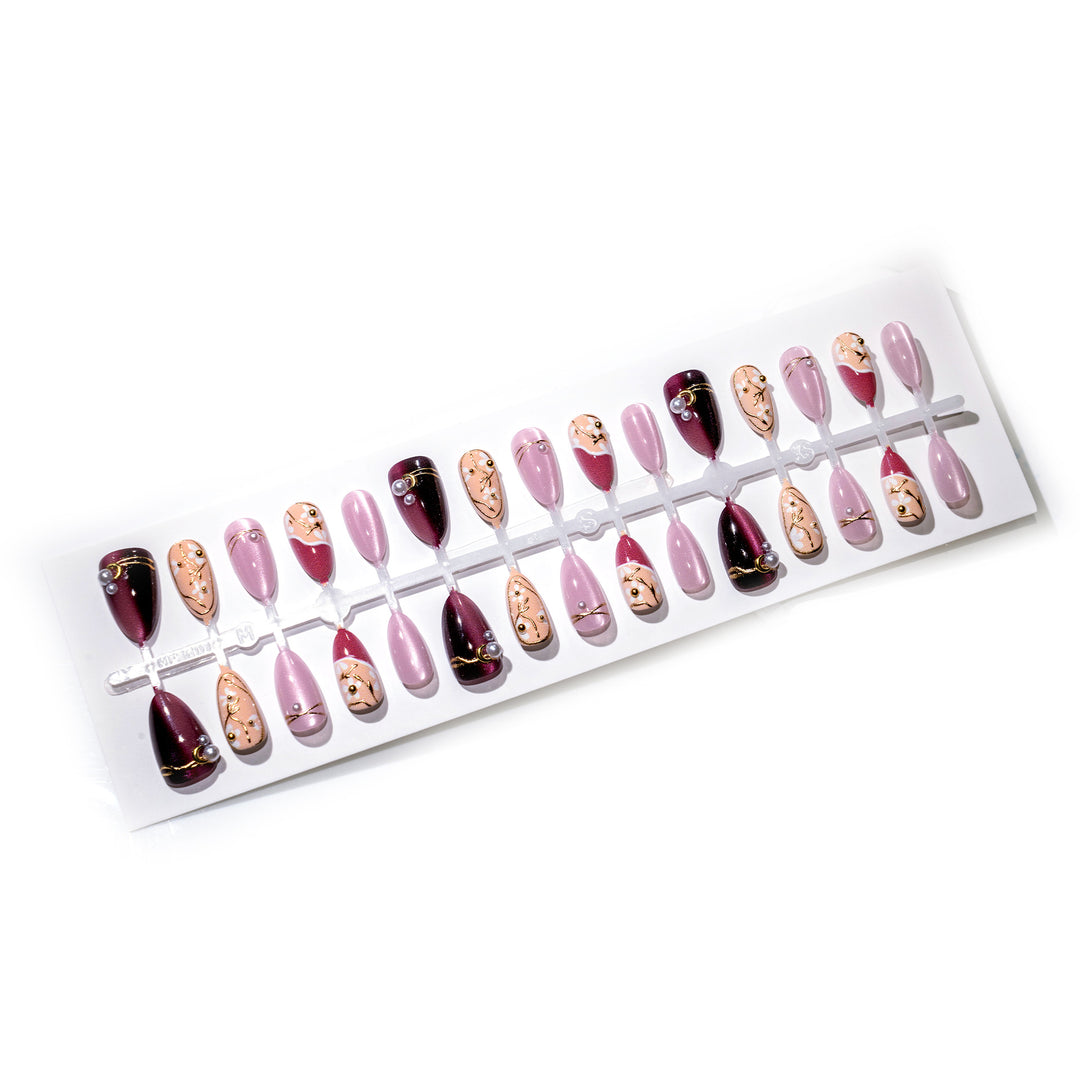 Elegant Decorative Press-On Nail Art Set 1790738758