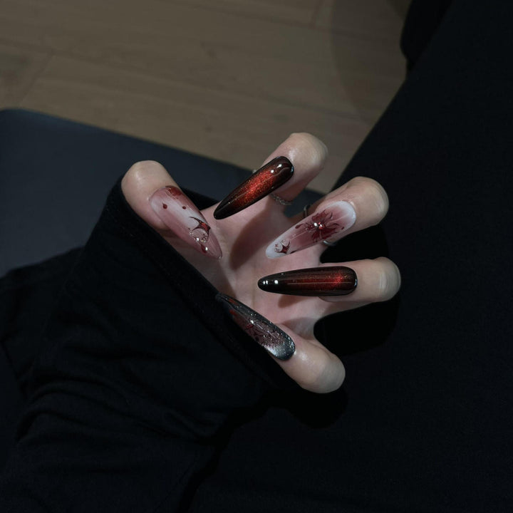 Glamorous Nail Art with Modern Design Kalsten
