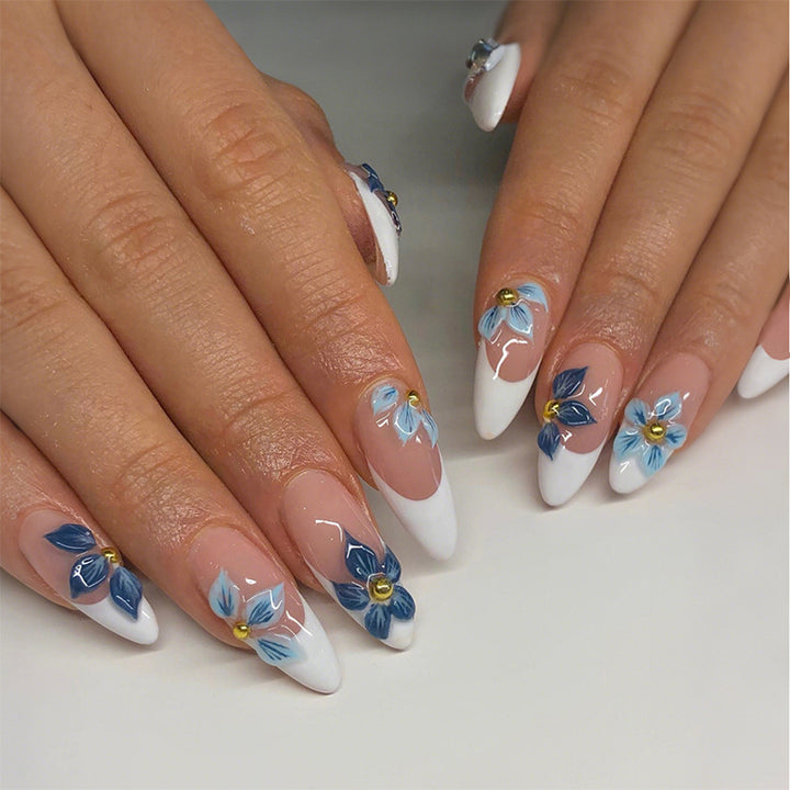 Press-On Nail Set with Floral Embellishments Kalsten