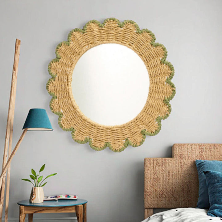 Decorative Round Wall Mirror with Natural Rattan Frame Kalsten