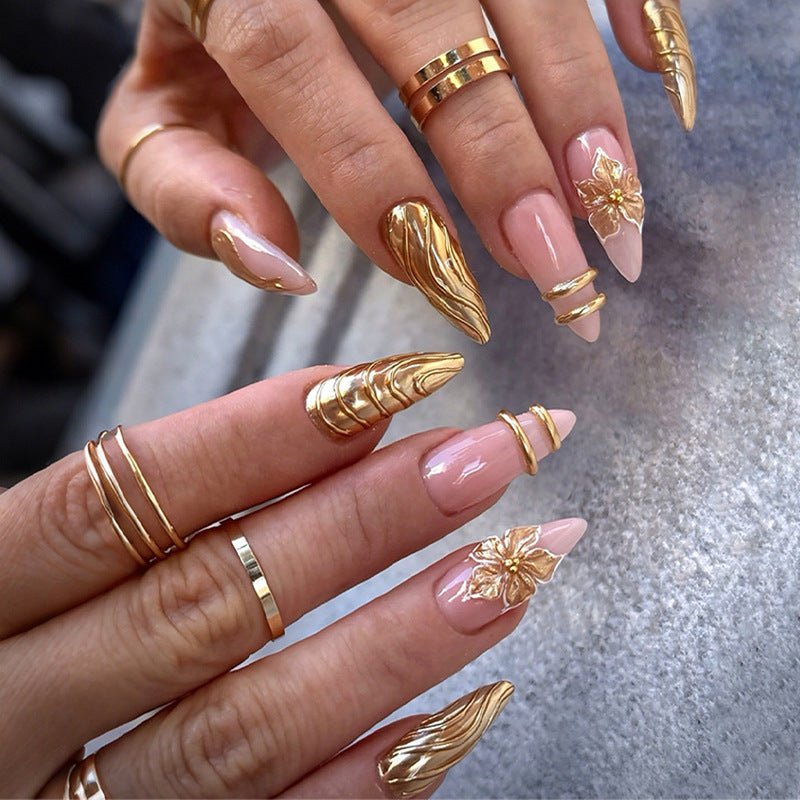Artificial nail set with golden decorations and elegant shapes Kalsten
