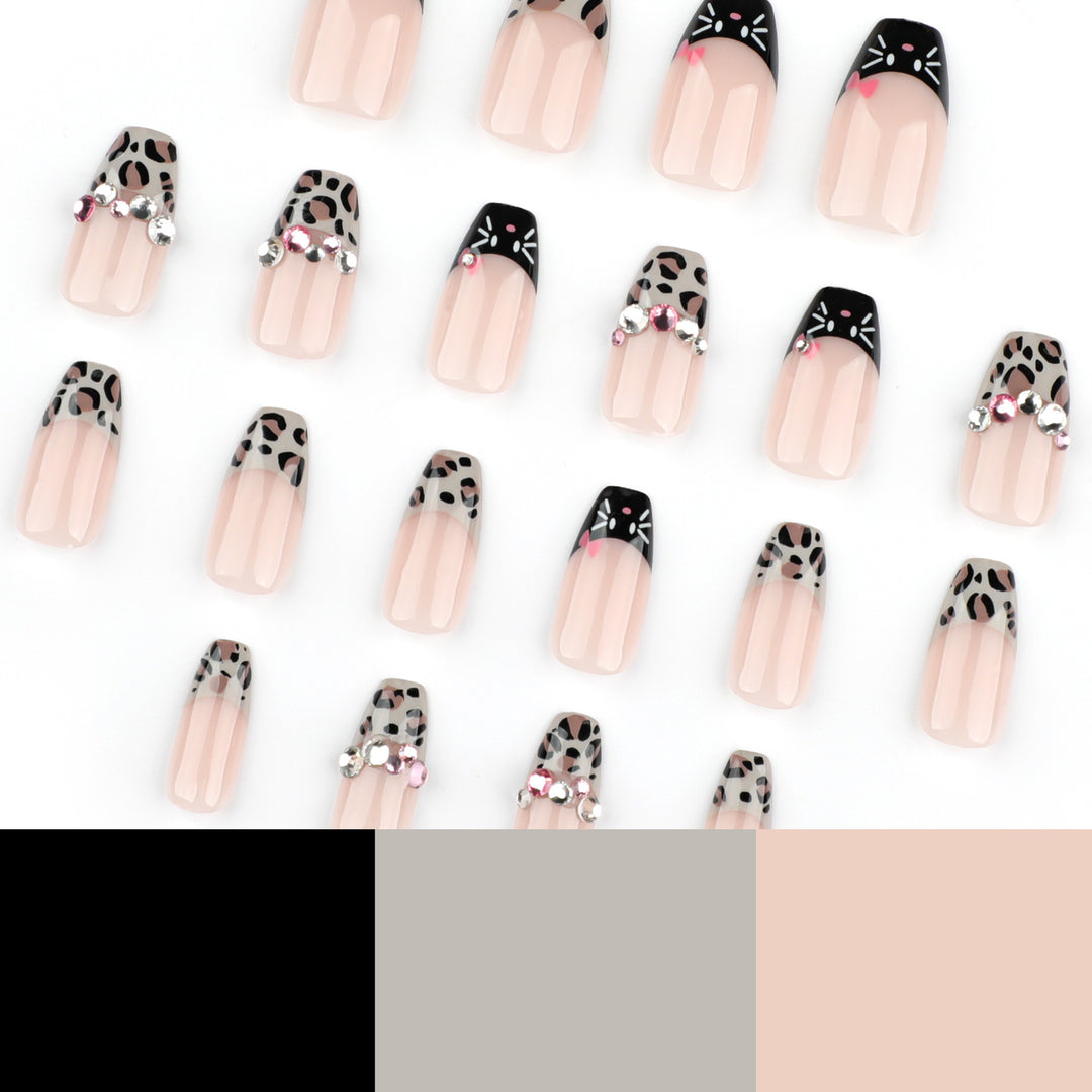 Artful nail art with glamorous 3D embellishments Kalsten