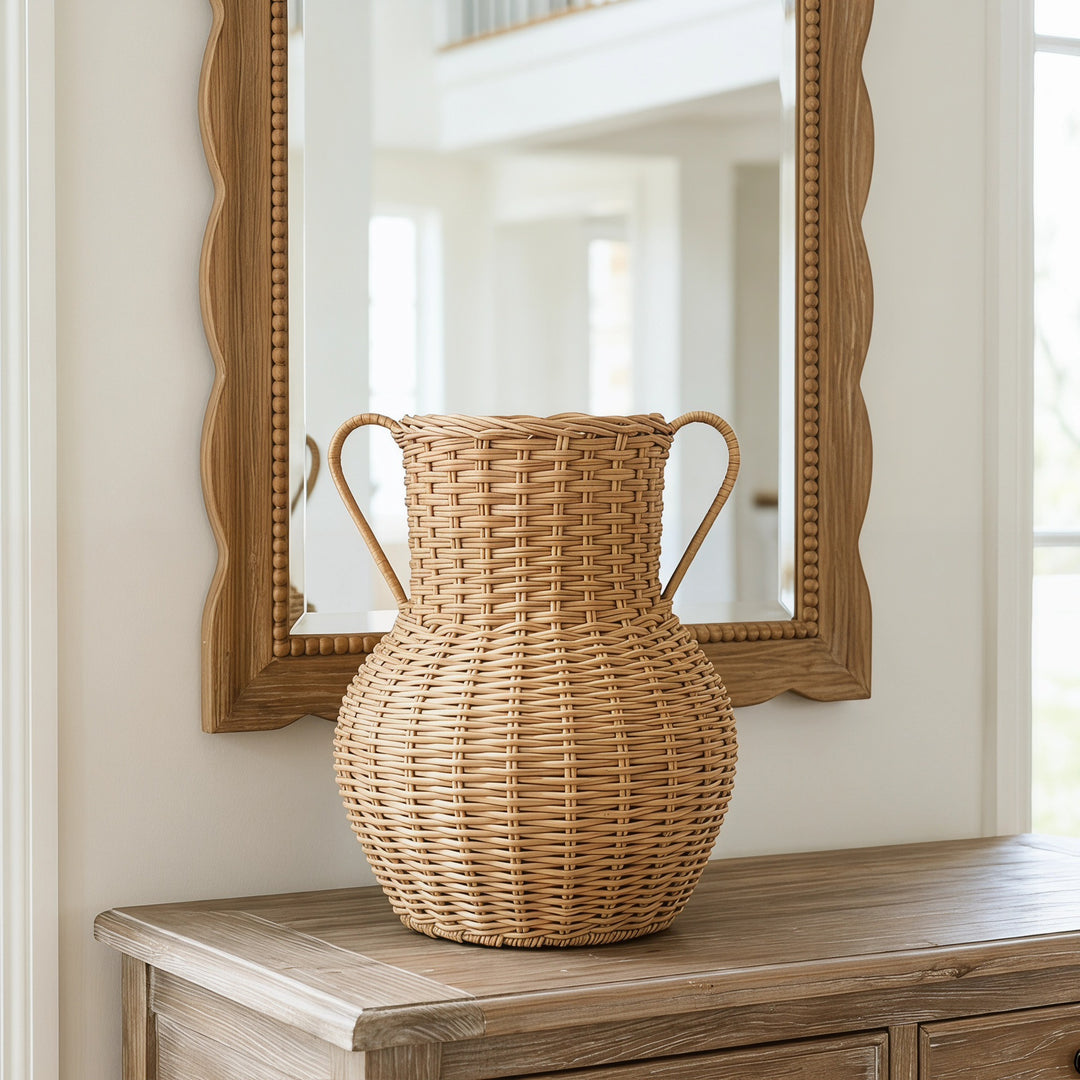 Handcrafted decorative basket made of natural weave Kalsten