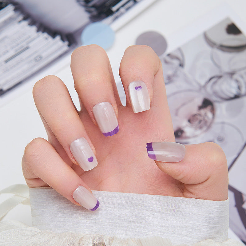 Artistic nail extensions with floral accents Kalsten