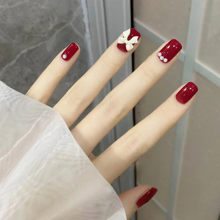 Elegant Nail Art with Gloss Finish Kalsten