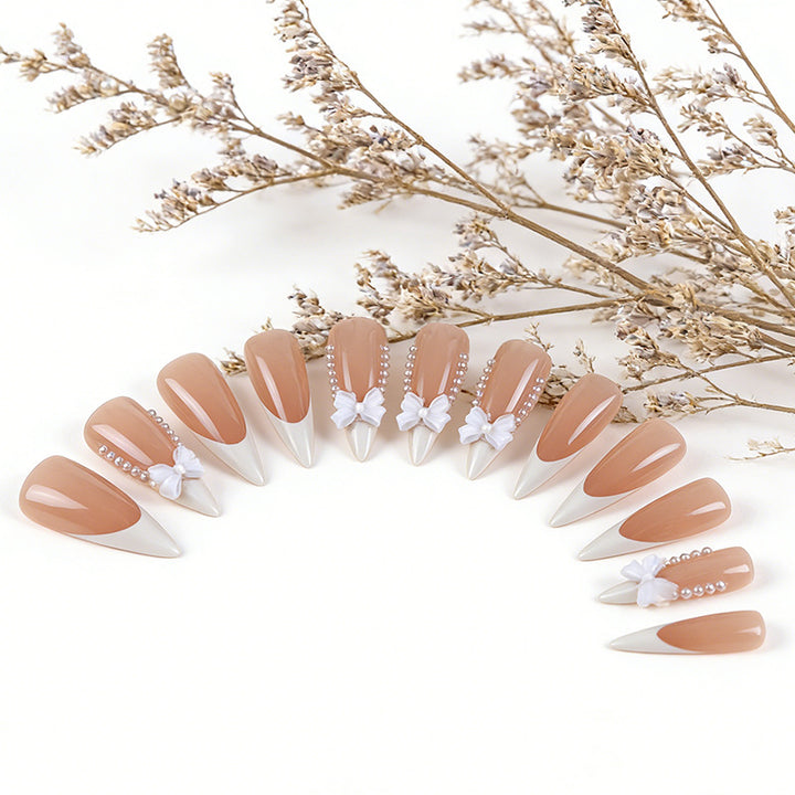 Elegant Nail Art Kalsten