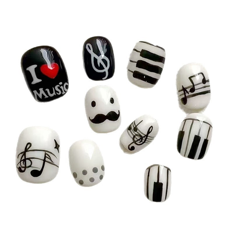 Thematic Press-On Nail Art Kalsten