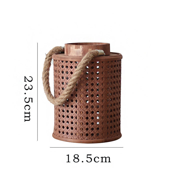 Decorative lantern holder made of natural material Kalsten