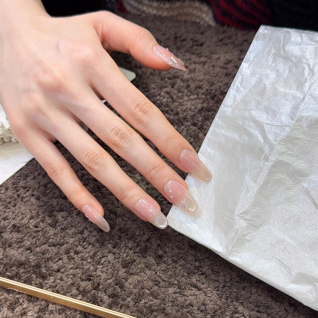 Elegant French Tip Press-On Nails Kalsten