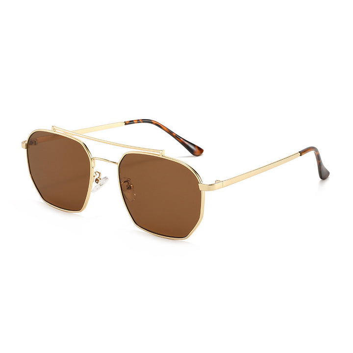 Fashion-Forward Angular Frame Sunglasses Kalsten