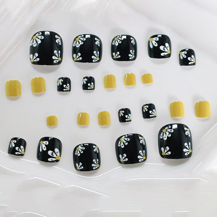 Floral Design Nail Art Kalsten