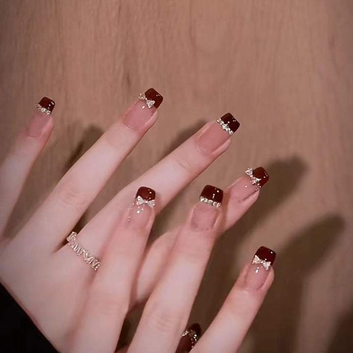 Elegant Bow-Accented Press-On Nail Set Kalsten