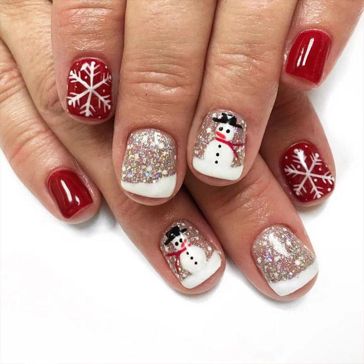 Artistic Winter-Themed Nail Art Kalsten